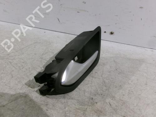Used Front left interior door handle Front left interior door handle RENAULT CLIO V (B7_) 1.5 Blue dCi 100 (B7AD) (101 hp) 28536941 28536941