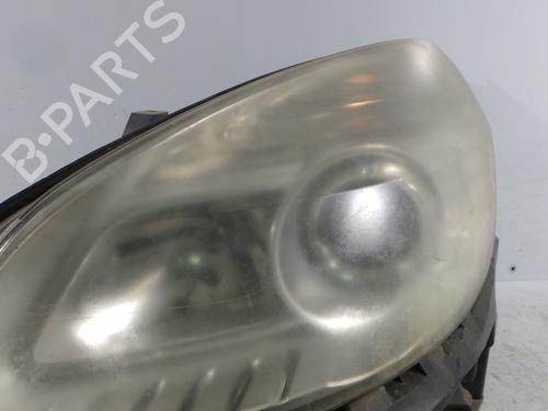 Left headlight RENAULT SCÉNIC II (JM0/1_) 2.0 dCi (JM1K) | BP30535519C28
