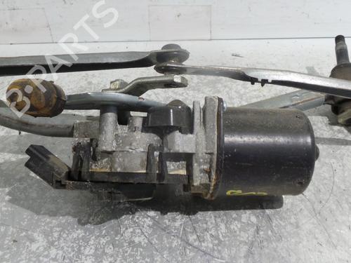 Used Front wiper motor Front wiper motor RENAULT CLIO III (BR0/1, CR0/1) 1.5 dCi (75 hp) 39712132 39712132