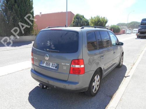 Right headlight VW TOURAN (1T1, 1T2) 2.0 TDI | BP22539819C29 