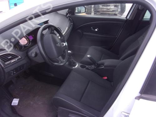 Steering column stalk RENAULT MEGANE III Hatchback (BZ0/1_, B3_) 1.2 TCe (BZ2B, BZ11) | BP22324977I23 