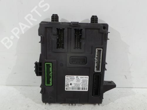Used Fuse box Fuse box 36838083 36838083