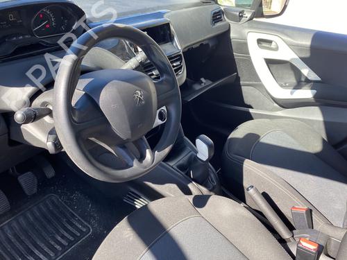 Dashboard PEUGEOT 208 I (CA_, CC_) 1.0 VTi | BP29525253C46 - Image 8