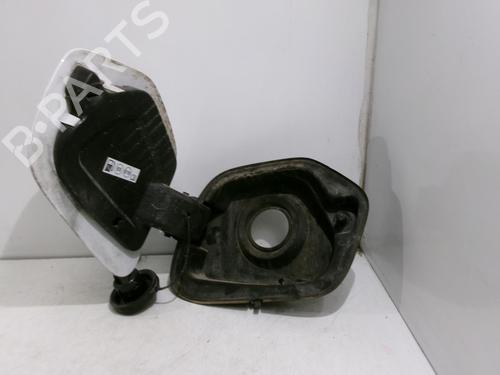 fuel-flap-opel-corsa-f-p2jo-12-68-9829332380-2019-22327087 main image
