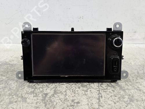 Bilradio Bilradio RENAULT CLIO IV (BH_) 0.9 TCe 90 (BHNF, BHMA, BHMH, BHJK, BHJR) (90 hp) 37078965 37078965