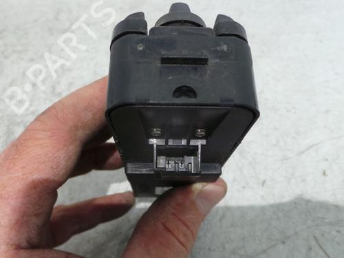 Used Left front window switch Left front window switch LAND ROVER FREELANDER 2 (L359) [2006-2015] 34532453 34532453
