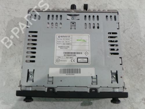 Used Radio Radio DACIA SANDERO 1.5 dCi (88 hp) 30323152 30323152