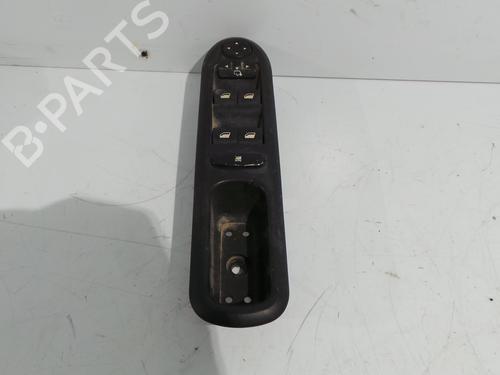 Used Left front window switch Left front window switch PEUGEOT 407 (6D_) 2.0 HDi (6DRHRH) (140 hp) 22324912 22324912