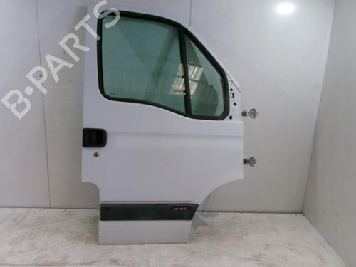 Used Right front door RENAULT MASTER II Van (FD) 2.5 dCi 120 (115 hp) 24297253