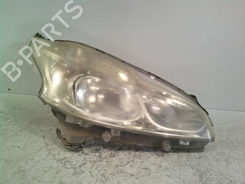 Used Right headlight PEUGEOT 208 I (CA_, CC_) 1.4 HDi (68 hp) 31838540