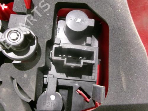 left-taillight-peugeot-206-2l_-2m_-2009-2010-2011-2012-2013-28725262 main image