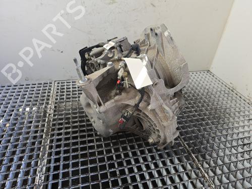 gearbox-renault-twingo-iii-bcm_-bca_-2014-32166138 main image