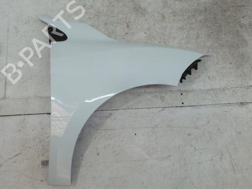 right-front-fenders-renault-megane-iii-hatchback-bz01_-b3_-2008-36470241 main image