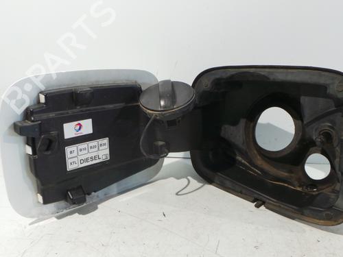 fuel-flap-citroen-c3-iii-sx-2016-29840789 main image