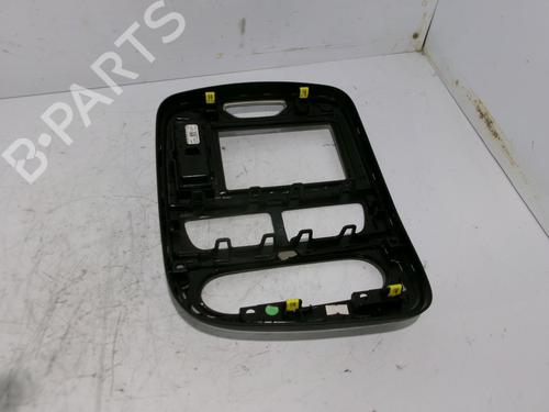 Midtkonsoll Midtkonsoll RENAULT CLIO IV (BH_) 1.2 TCe 120 (BHAU) (118 hp) 22326430 22326430