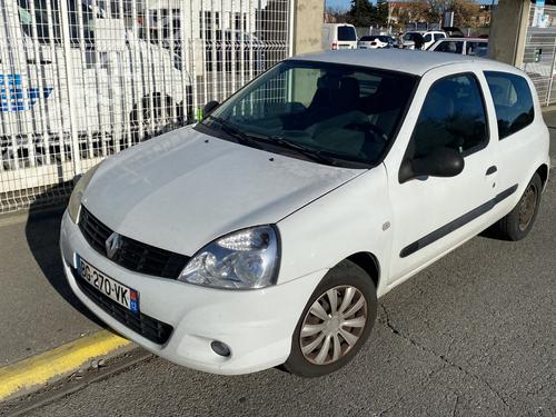 Brugte RENAULT CLIO II (BB_, CB_)  1.2 16V (BB05, BB0W, BB11, BB27, BB2T, BB2U, BB2V, CB05,...  4563339