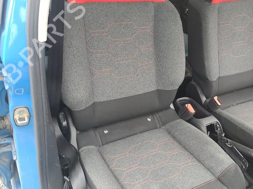 Right front seat CITROËN C3 III (SX) 1.2 PureTech 82 | BP30132224C16 