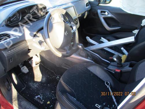 Dashboard PEUGEOT 2008 I (CU_) 1.2 THP 110 / PureTech 110 | BP22539667C46 