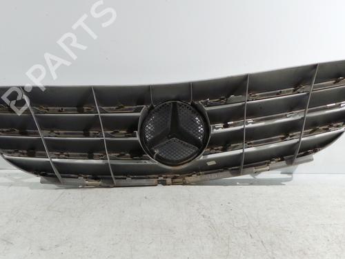 Used Grille Grille 25153799 25153799