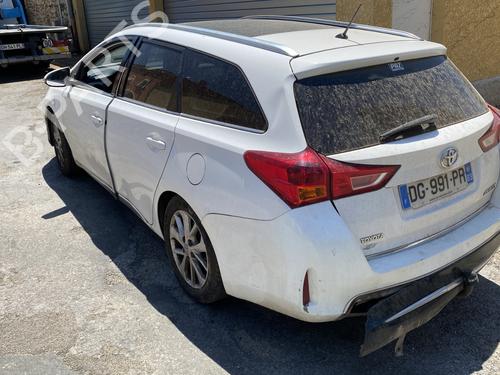 Brugte TOYOTA AURIS Estate (_E18_) 2.0 D-4D (ADE186_) 4649153
