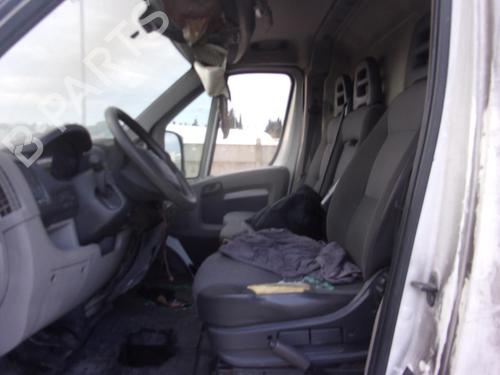 Right headlight PEUGEOT BOXER Van 2.2 HDi 120 | BP22539922C29 