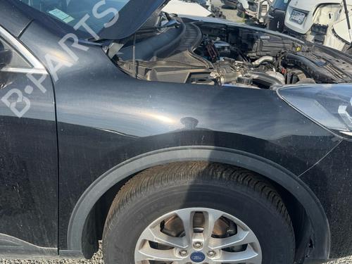 Used Right front fenders Right front fenders 38423564 38423564