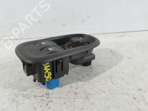 Used Left front window switch Left front window switch RENAULT MASTER III Van (FV) 2.3 dCi 100 FWD (FV0A, FV0B, FV0G, FV0K, FV0H) (101 hp) 30641618 30641618