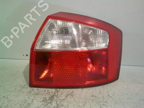 Højre baglygte AUDI A4 B6 (8E2) 1.9 TDI quattro (130 hp) 31838543