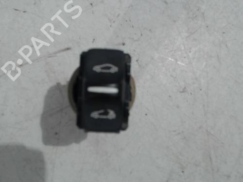 Used Switch Switch RENAULT MEGANE CC (EZ0/1_) 1.9 dCi (EZ0J, EZ1S) (131 hp) 22539526 22539526