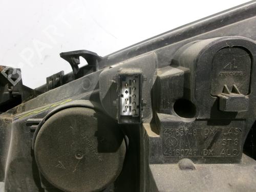 Right headlight PEUGEOT 307 CC (3B) 2.0 16V | BP26496695C29 