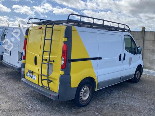 Brugte RENAULT TRAFIC II Bus (JL) 2.0 dCi 90 (JL00, JL01, JL0H, JL0M, JL0P, JL0S) (90 hp) 4480774