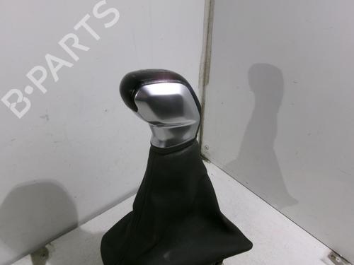 Used Shift knob Shift knob PEUGEOT 208 I (CA_, CC_) 1.2 PureTech 82 (82 hp) 22328610 22328610