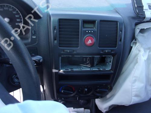 Left taillight HYUNDAI GETZ (TB) 1.1 | BP24609495C34 