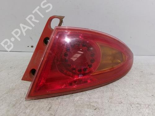 Used Right taillight SEAT LEON (1P1) 1.6 TDI (105 hp) 25444734
