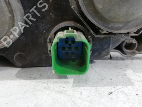 Used Right headlight Right headlight FORD FIESTA IV (JA_, JB_) 1.25 i 16V (75 hp) 27387402 27387402