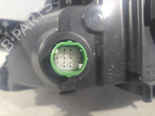 Used Right headlight Right headlight FIAT DUCATO Van (250_) 160 Multijet 2,3 D (160 hp) 27617970 27617970