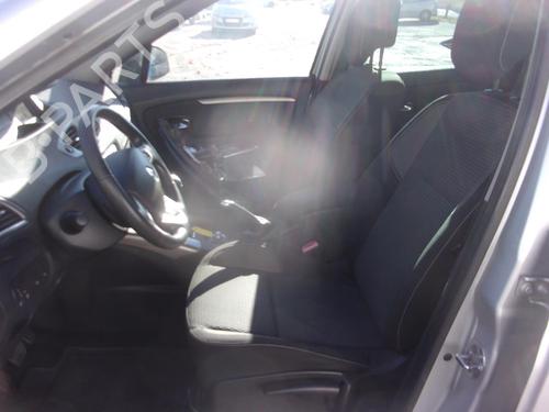 Elargisseur aile arrière gauche RENAULT SCÉNIC III (JZ0/1_) 1.5 dCi | BP22325279C136