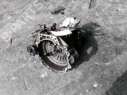Used Gearbox VW GOLF IV (1J1) 1.4 16V (75 hp) 22325368
