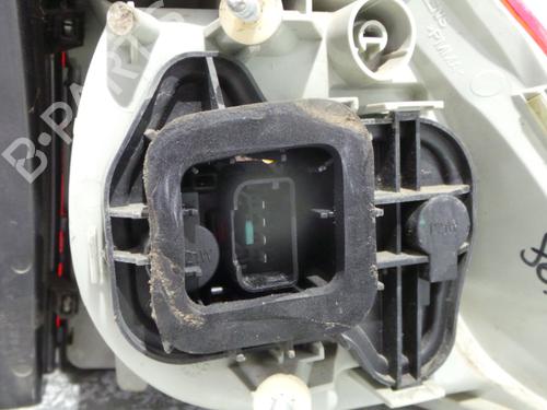left-taillight-vw-golf-v-1k1-2003-2004-2005-2006-2007-2008-2009-2010-39759725 main image
