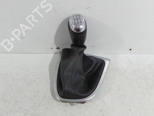 Leva del cambio RENAULT CAPTUR I (J5_, H5_) 0.9 TCe 90 (90 hp) 28131973