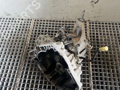 gearbox-renault-twingo-iii-bcm_-bca_-2014-38531581 main image