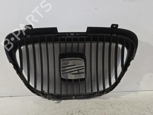 Grill Grill SEAT LEON (1P1) 1.9 TDI (105 hp) 34172445 34172445
