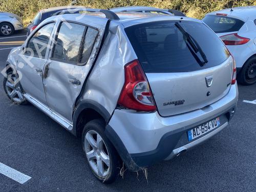 Pièces Détachées Usagées DACIA SANDERO  1.5 dCi  4612836
