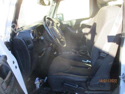 Feu arrière gauche JEEP WRANGLER III (JK) 2.8 CRD | BP30674851C34