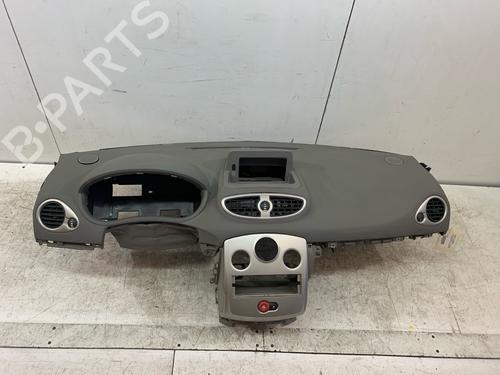 Dashboard RENAULT CLIO III (BR0/1, CR0/1) | BP37010022C46 - Image 5