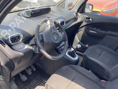 Left headlight CITROËN C3 Picasso (SH_) 1.6 HDI 90 | BP30180829C28