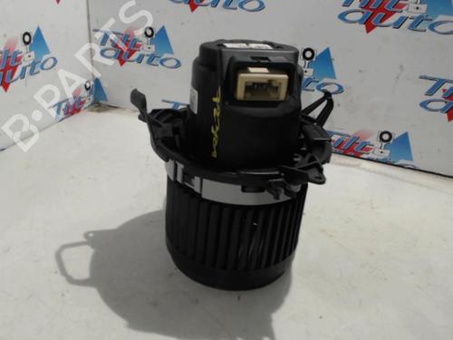 Heater blower motor RENAULT CLIO IV (BH_) 0.9 TCe 90 (BHNF, BHMA, BHMH, BHJK, BHJR) | BP22329112M62 