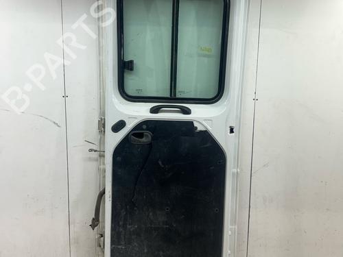 Used Right rear door Right rear door RENAULT MASTER III Bus (JV) 2.3 dCi 125 FWD (JV0C, JV0D, JV0H, JV0G, JV0J) (125 hp) 40248151 40248151