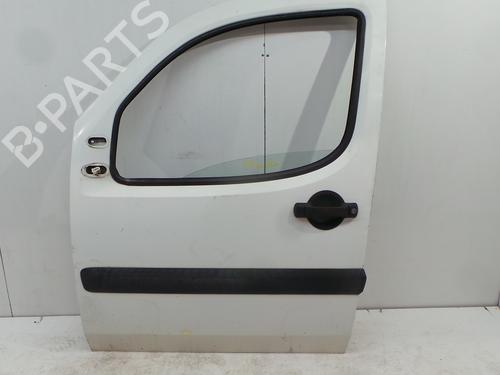 Dør venstre fortil FIAT DOBLO Box Body/MPV (223_) 1.3 D Multijet (75 hp) 31809662