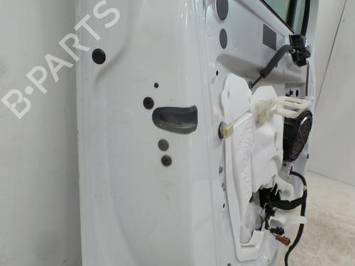 Used Left front door Left front door 35924908 35924908